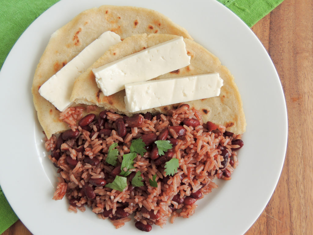 gallo pinto – nicaraguan rice & beans