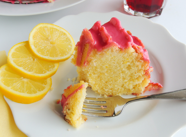 lemon bliss cake with hibiscus icing-5