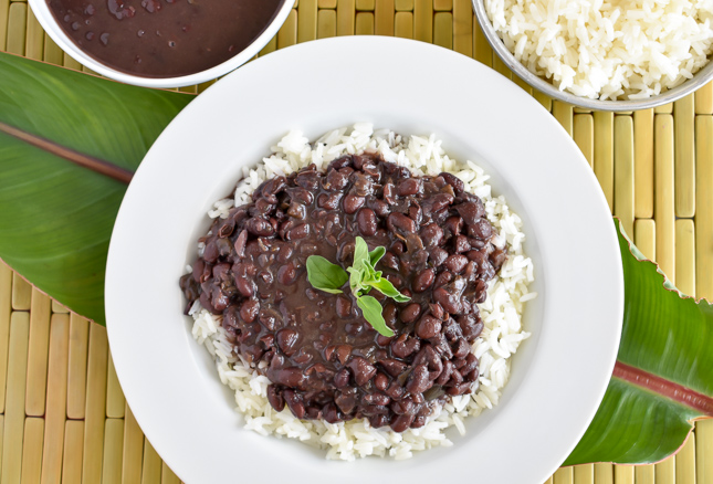 Slow Cooker Cuban Black Beans