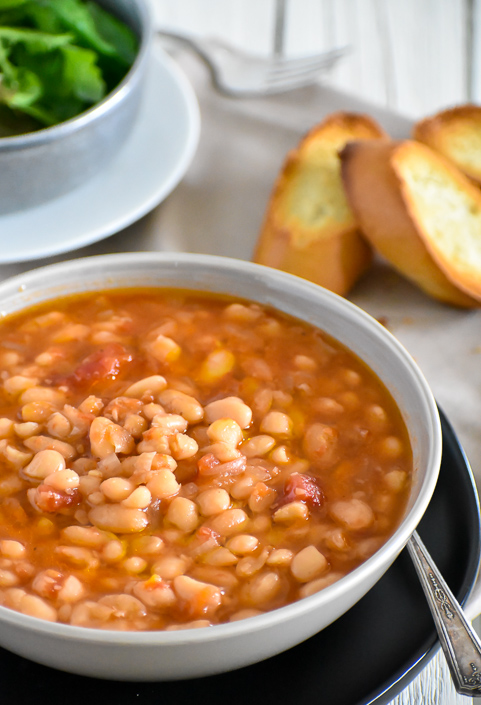 Slow Cooker White Beans