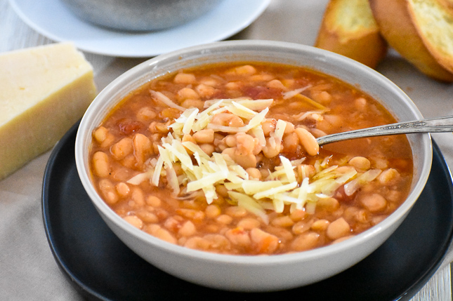 Slow Cooker White Beans